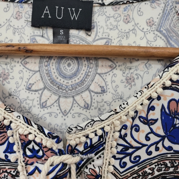 🌿AUW Womens Small Drop Sleeve Multi Print Top with Tassel Ties-So cute! - Picture 5 of 12